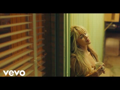 Greeicy - Greeicy - Estas Ganas (Official Video)