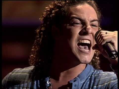 David Bisbal - David Bisbal Primera vez cantado Desnùdate Mujer