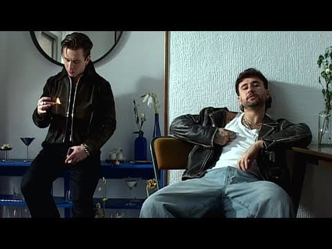 Walls - Walls, Dani Fernández - Vulnerable (Videoclip Oficial)