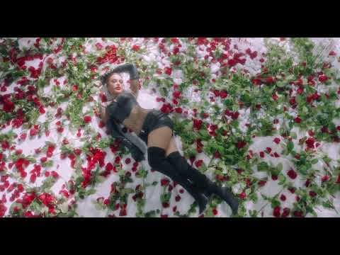 Junior H - Junior H - MILES DE ROSAS [Official Visualizer]