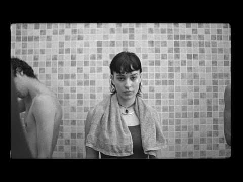Dora Postigo - DORA - Quiéreme (aunque no es tu estilo) [Official Video]