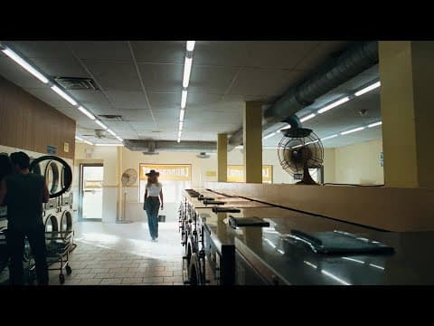 Beyoncé - Beyoncé - Chapter 01 "LAUNDERETTE" LEVIIS JEANS