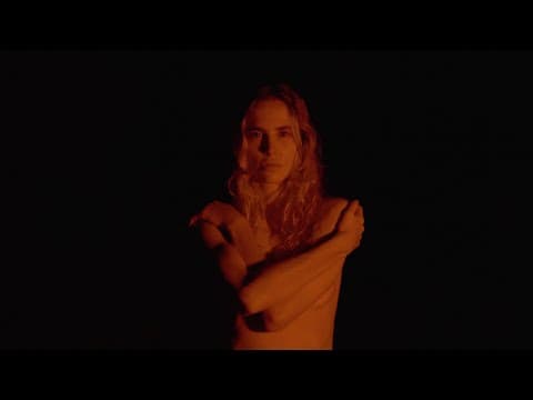 Brisa Fenoy - Brisa Fenoy - Serotonina (Vídeo Oficial)
